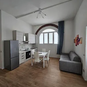 Navigli Bocconi Milano